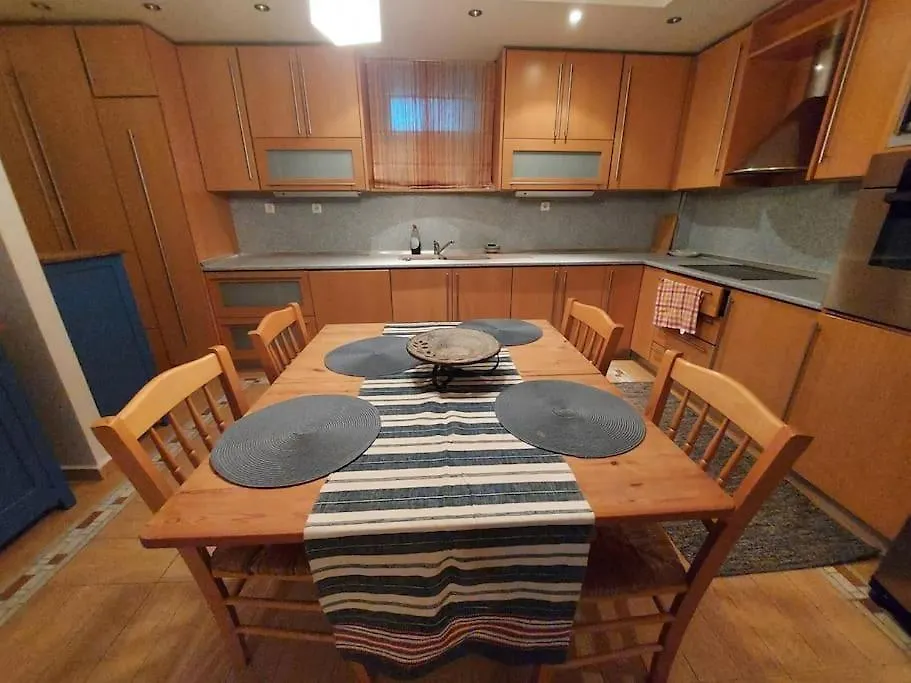 Cute Apartment With A Lovely Garden 尼亚米卡尼奥纳 0*,  希腊
